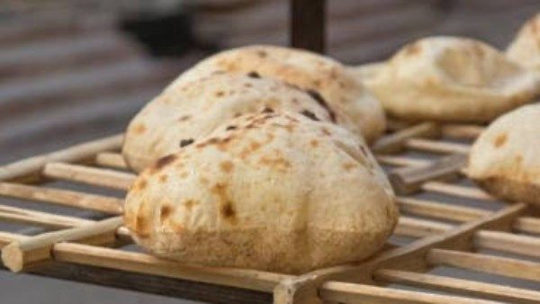 تموين الأقصر تتابع صرف السلع ومنحة الدعم الإضافي.. و39 مليون رغيف خبز بلدي تموين الأقصر تتابع صرف السلع ومنحة الدعم الإضافي.. و39 مليون رغيف خبز بلدي