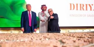 ولي العهد يصطحب الرئيس الأمريكي في جولة بحي الطريف التاريخي في الدرعية - لايف نيوز