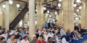 خطيب الجامع الأزهر: الدين الإسلامي تأسست دعوته على حسن الخلق - لايف نيوز