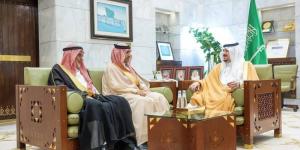 نائب أمير الرياض يطّلع على برامج وخطط جائزة حريملاء - لايف نيوز