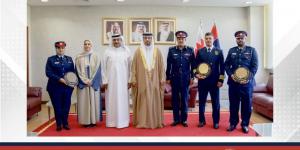 رئيس الجمارك: تحقيق مراكز الخدمات الحكومية الفئتين البلاتينية والذهبية نتاج توجيهات سمو ولي العهد رئيس مجلس الوزراء ودعم معالي وزير الداخلية - لايف نيوز