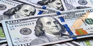 انخفاض سعر الدولار اليوم مقابل الجنيه في البنوك المصرية - لايف نيوز