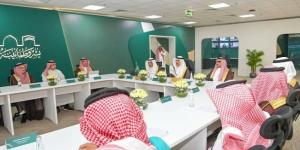 الجاسر يرأس اجتماع اللجنة الإشرافية الرابع ويدشّن مبادرات نوعية استعدادًا لموسم الحج - لايف نيوز