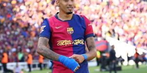 البرازيلي رافينيا يمدد عقده مع برشلونة حتى 2028 - لايف نيوز