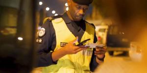 إبعاد 1084 وافداً.. وضبط 823 مخالفاً في 8 أيام - لايف نيوز