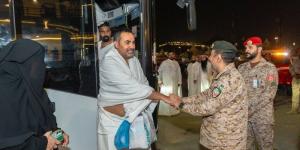 وزارة الدفاع تستضيف ذوي الشهداء والمصابين لأداء فريضة الحج - لايف نيوز