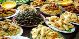 أمين الفتوى: التوسعة على الأهل في يوم عاشوراء سنة نبوية ولها فضل عظيم - لايف نيوز