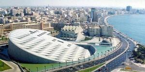 "عبد الهادي": معرض الإسكندرية للكتاب بات من طقوس الصيف الثقافية - لايف نيوز