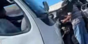 ميكروباص دخل في سيارة حلويات.. وفاة شخص وإصابة 11 آخرين في حادث بدمياط - لايف نيوز