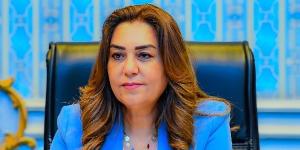 وزيرة التنمية المحلية تتابع تداعيات حادث الطريق الإقليمي - لايف نيوز