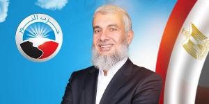 نائب رئيس حزب النور يتقدم بأوراق ترشحه لانتخابات الشيوخ بكفر الشيخ - لايف نيوز