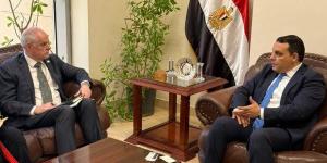 رئيس جهاز التمثيل التجاري يبحث مع سفير أستراليا تعزيز العلاقات الاقتصادية - لايف نيوز