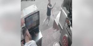 نهاية بلطجي فيصل.. سقوط كوارشي اللي طاح في الناس بشارع العشرين - لايف نيوز