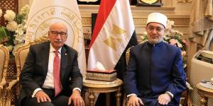 مفتي الجمهورية يهنئ رئيس محكمة النقض بتوليه المنصب رسميًّا - لايف نيوز