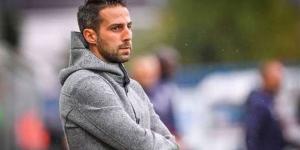 الهدوم واسعة عليه .. عبدالحميد حسن ينتقد فيديو تقديم مدرب الزمالك - لايف نيوز