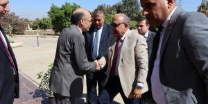 الزيارة الثانية.. وزير الكهرباء يتابع مستجدات مشاربع هيئة المواد النووية بالقطامية - لايف نيوز