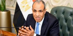وزير الخارجية يستعرض مع مفوض الاتحاد الأوروبي أعباء استضافة 10 ملايين أجنبي - لايف نيوز