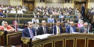 نواب يطالبون بتعديل رسوم إعادة الامتحان في كل مادة - لايف نيوز