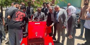 شاهد.. عميد كلية الهندسة يتفقد مشروعات تخرج طلاب برنامج هندسة الميكاترونكس.. صور - لايف نيوز