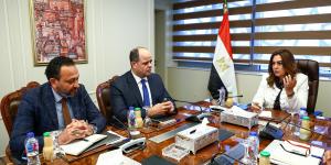 جهود مشاركة القطاع الخاص في منظومة المخلفات الصلبة بالقاهرة والجيزة |تفاصيل - لايف نيوز