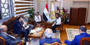 وزيرة التنمية المحلية تكلف القيادات بفحص طلبات أعضاء مجلس النواب - لايف نيوز