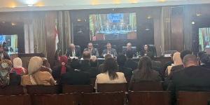 "اتصالات النواب" تقف دقيقة حدادًا على ضحايا حريق سنترال رمسيس - لايف نيوز