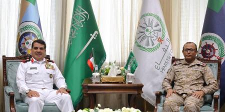 «القوة البحرية» بحثت التعاون العسكري مع السعودية - لايف نيوز