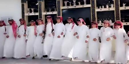 أهالي روضة الهضب يحتفلون بعيد الاضحى - لايف نيوز