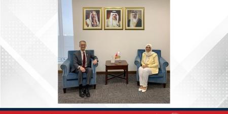 وزيرة الصحة تستقبل سفير الولايات المتحدة الأمريكية لدى مملكة البحرين - لايف نيوز