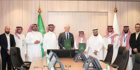 نوفا تطلق رحلة زراعة 200 ألف شجرة بالتعاون مع مركز تنمية الغطاء النباتي ومكافحة التصحر - لايف نيوز