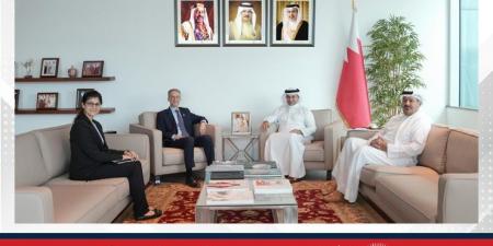 وزير الصناعة والتجارة يستقبل سفير الولايات المتحدة الأمريكية لدى مملكة البحرين - لايف نيوز