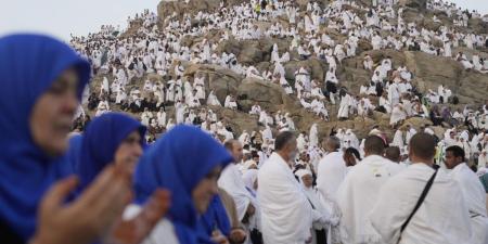 «الشؤون الإسلامية»: الحج لموسم 1447 وفق نظام القرعة - لايف نيوز