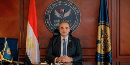 رفع قيمة وثيقة تأمين المصريين بالخارج.. الجالية المصرية: خطوة تاريخية تؤكد أن الدولة لا تنسى أبناءها - لايف نيوز