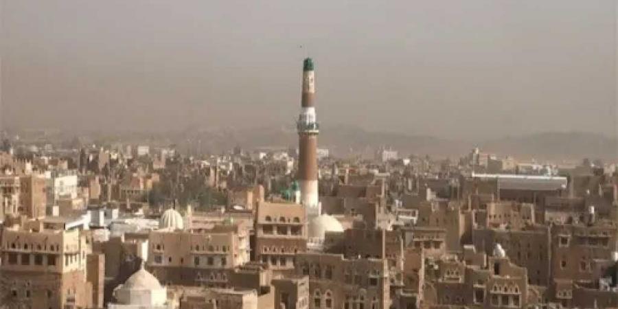 مليشيا الحوثي تعتقل العشرات من أبناء تهامة وتطردهم من صعدة .. ماذا يحدث؟ - لايف نيوز