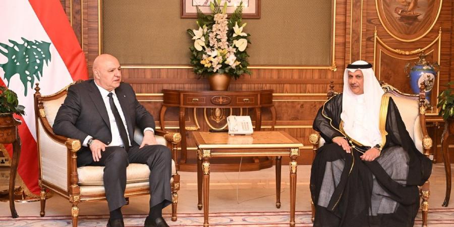الرئيس اللبناني: العلاقات اللبنانية - الكويتية عميقة.. ومواقف دولة الكويت تجاه لبنان تاريخية - لايف نيوز