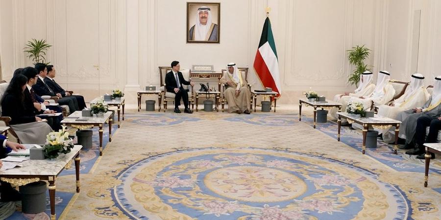 سمو ولي العهد يستقبل رئيس منطقة هونغ كونغ الإدارية بمناسبة زيارته للبلاد - لايف نيوز