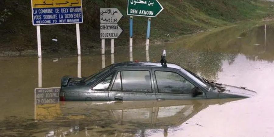 5 وفيات في الجزائر جراء فيضانات وأمطار غزيرة - لايف نيوز
