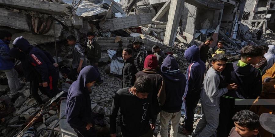 استشهاد 6 فلسطينيين في قصف الاحتلال على خان يونس ودير البلح - لايف نيوز