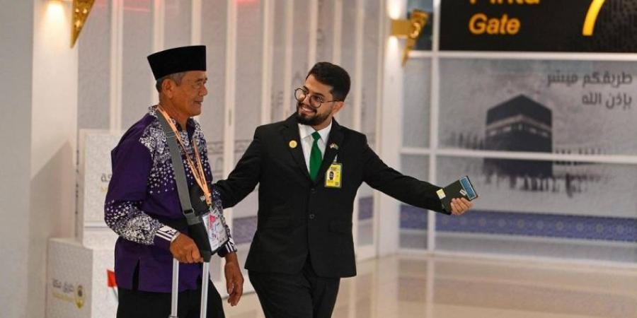 مبادرة طريق مكة تحظى بشرف خدمة أكثر من مليون مستفيدٍ من ضيوف الرحمن منذ إطلاقها - لايف نيوز