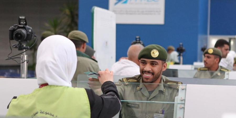وصول طلائع الحجاج السوريين - لايف نيوز