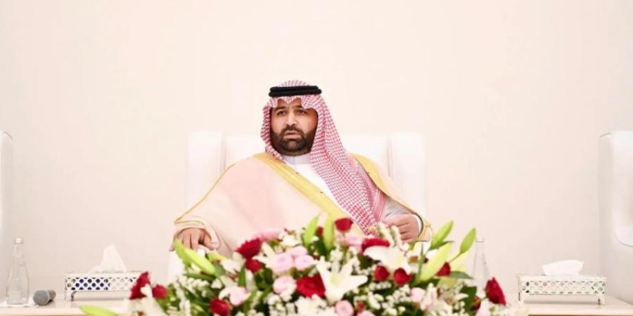 أمير جازان يستقبل المهنئين بتعيينه أميرًا للمنطقة - لايف نيوز