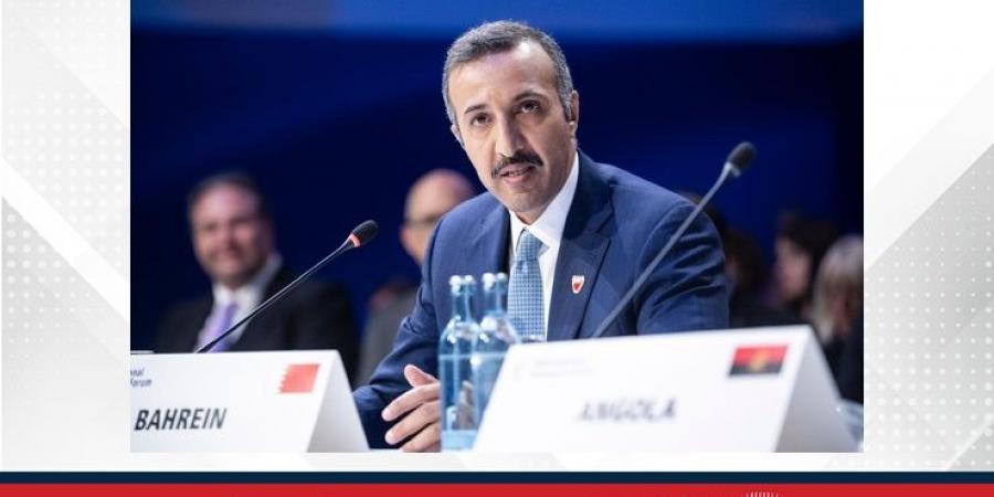 لقاءات ثنائية وجلسات حوارية في قمة المنتدى الدولي للنقل في ألمانيا .. وزير المواصلات والاتصالات: منظومة بحرينية متطورة ومستدامة للنقل والخدمات اللوجستية - لايف نيوز