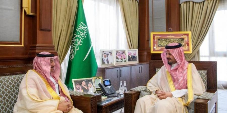 أمير المدينة يطلع على جهود فرع الغطاء النباتي بالمنطقة - لايف نيوز