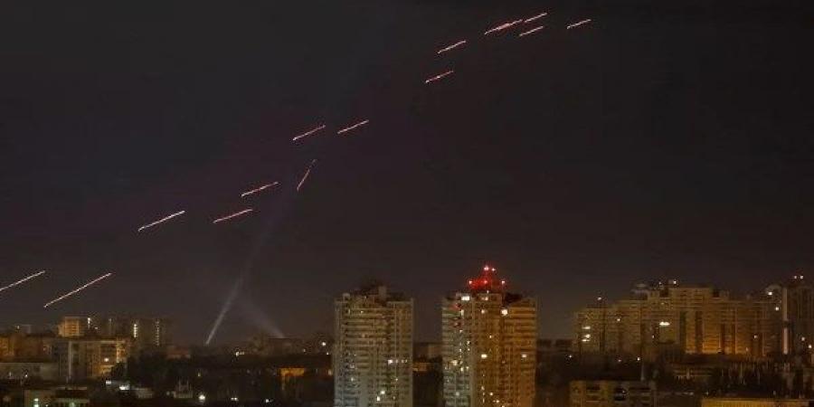 تصعيد دموي في أوكرانيا.. قتيل وعشرون جريحًا في كييف وسط هجمات جوية متبادلة - لايف نيوز
