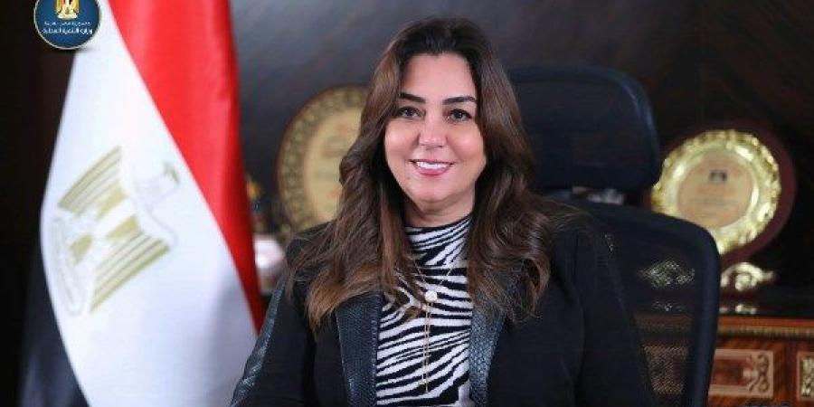 وزيرة التنمية المحلية تتابع تطورات الوضع في المحافظات خلال أول أيام عيد الأضحى - لايف نيوز