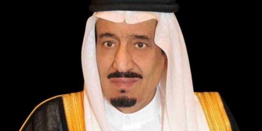 حاكم الشارقة وولي عهده ونائبيه يهنئون خادم الحرمين بنجاح موسم الحج - لايف نيوز