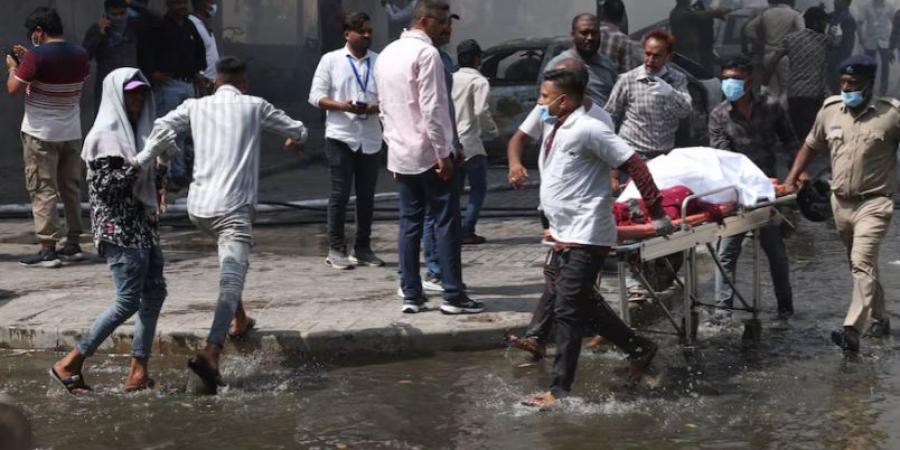 كارثة طائرة إير إنديا المنكوبة.. انتشال 100 جثة و149في عداد المفقودين .. العالم يترقب تفاصيل التحطم المأساوي | شاهد - لايف نيوز