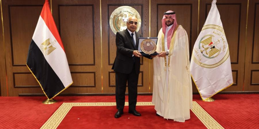 وزير العدل يشهد ختام فعاليات الدورة التدريبية لقادة القضاء العسكري - لايف نيوز