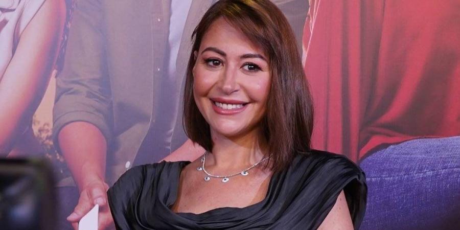 بعد تصدرها التريند بسبب رقصها بالصاجات.. شائعة تطارد منة شلبي - لايف نيوز