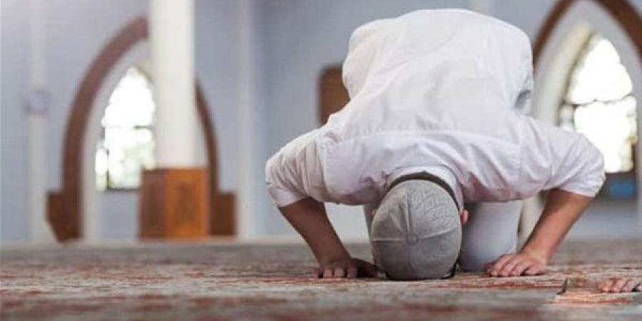 هل يجوز أداء سنة الظهر 4 ركعات متصلة؟.. الإفتاء توضح الأفضل - لايف نيوز